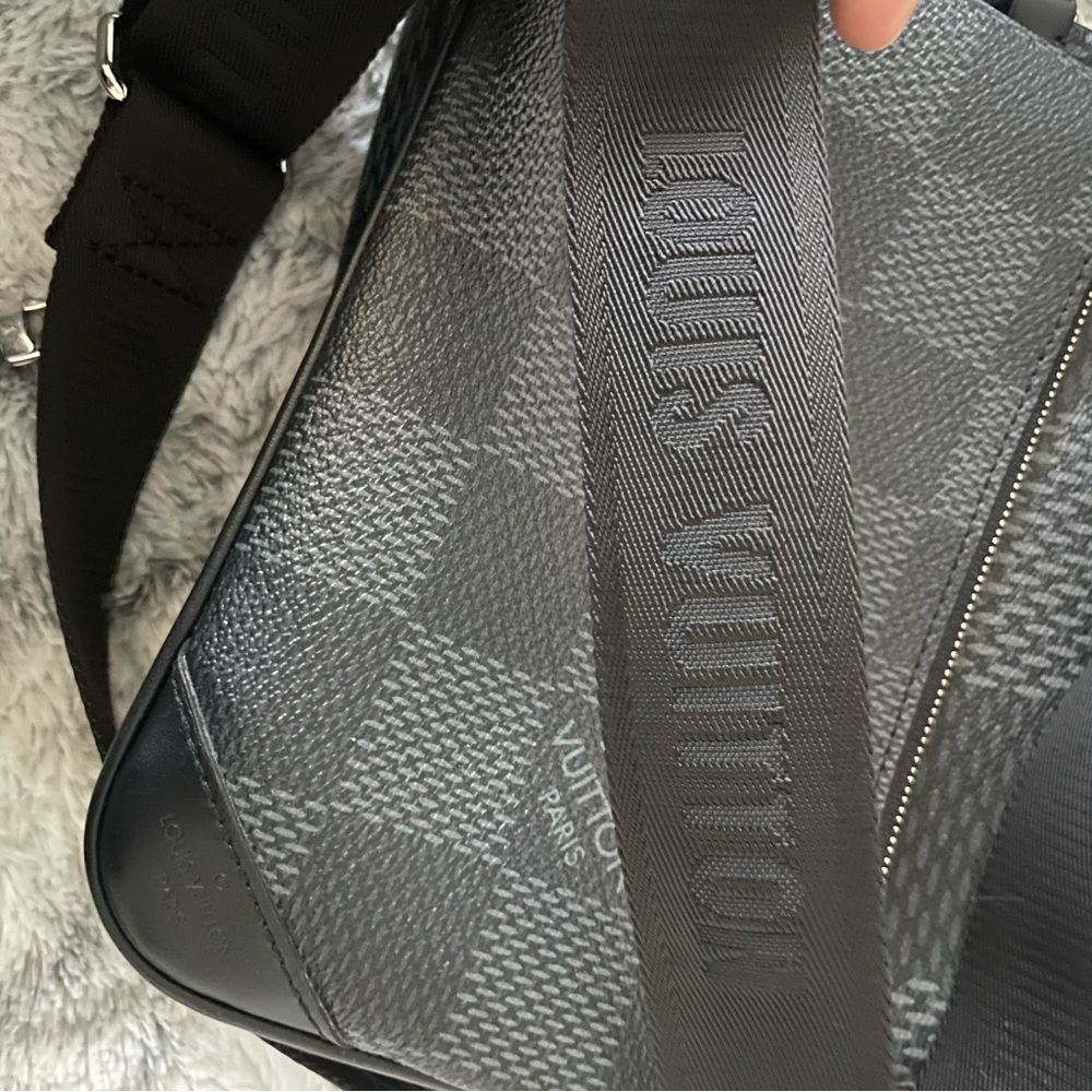 Louis Vuitton Gray Checkered Men's Bag